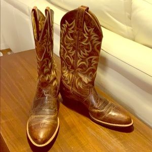 Ariat Men’s cowboy boots